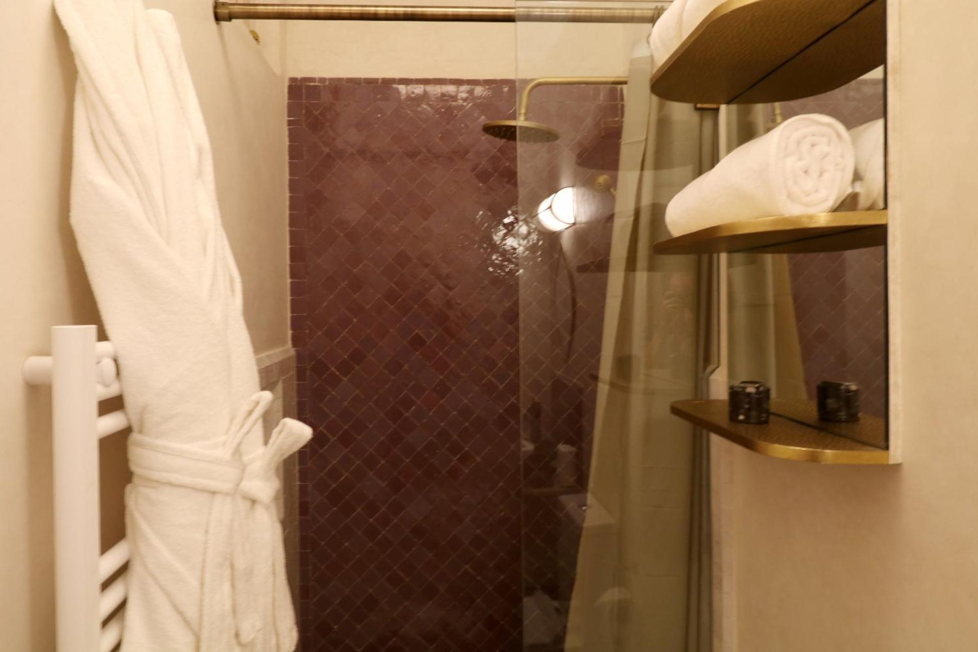 Riad Wazani Square & Spa Marrakesh Bilik gambar